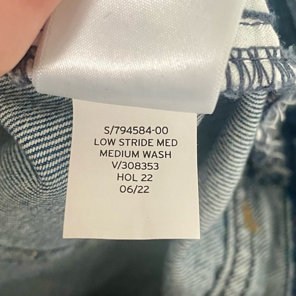 GAP Women's Blue Jeans - Picture 6 of 6